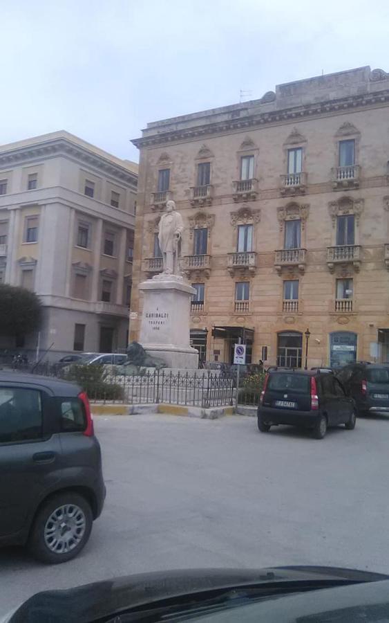 Apartamento Porto Del Sole Trapani Exterior foto